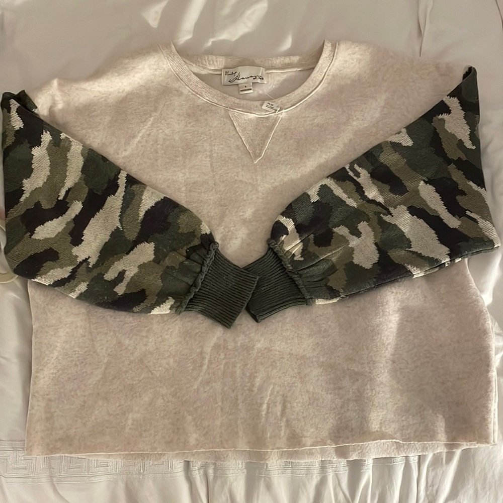 NWT crew neck